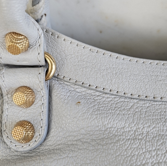 Balenciaga Light Grey City Bag with Crossbody Strap Gold accs. Medium - Picture 6 of 17